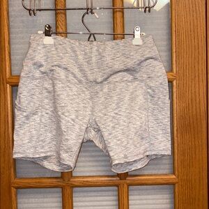 VGUC ODODOS 2XL Leggings 6” Shorts Gray